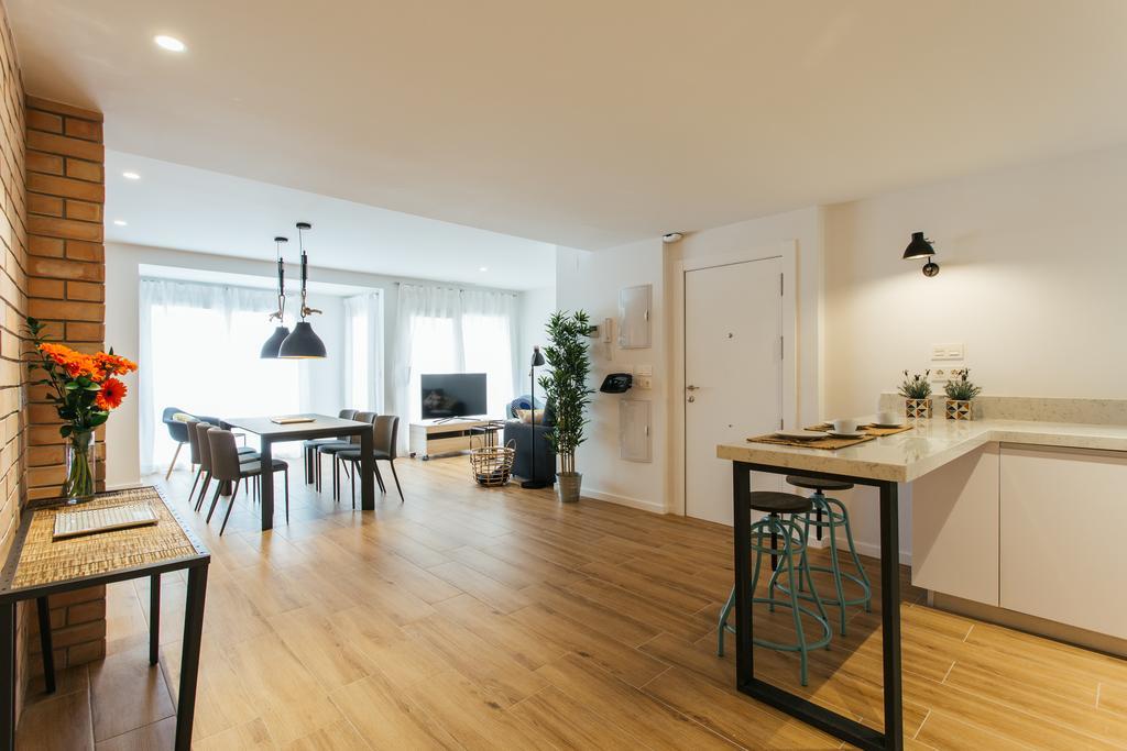 The Lucky Flats - Liorna Apartman Alicante Kültér fotó